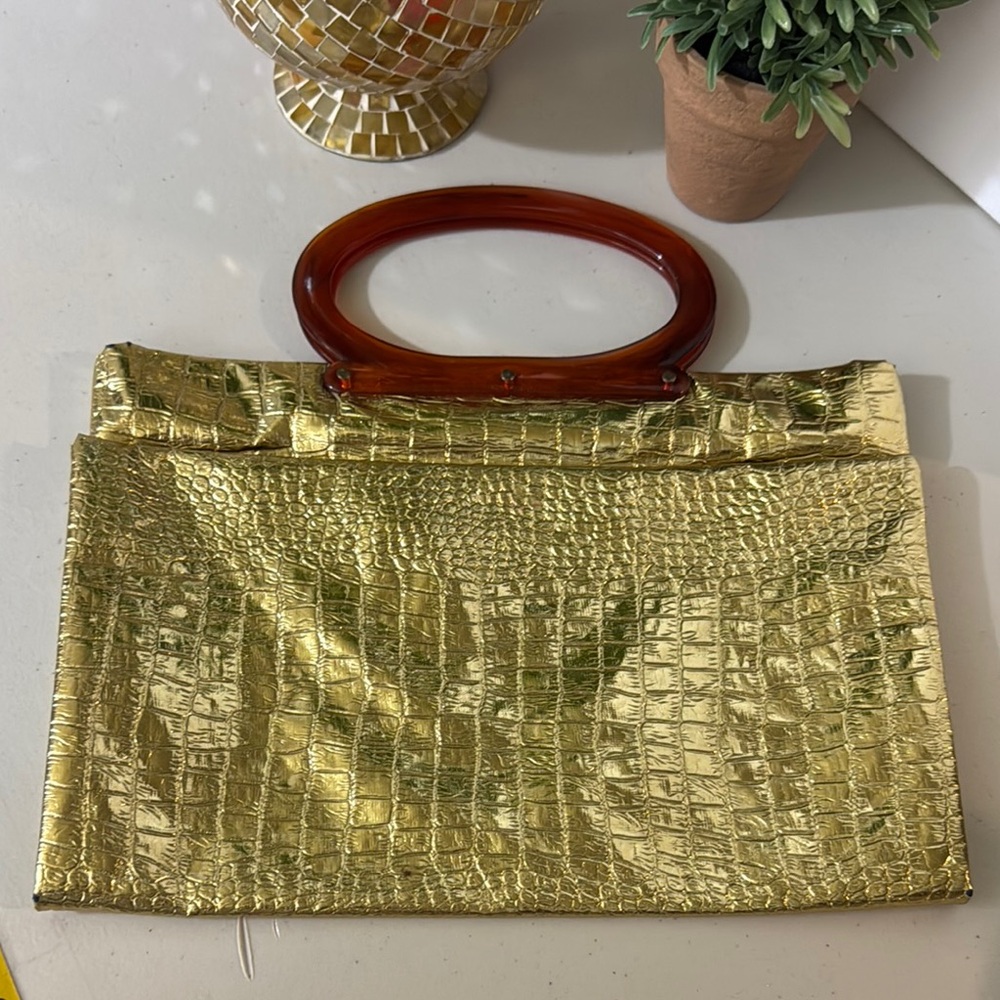 Glamorous Gold Croc Handbag with Amber Lucite Handle | Retro Glam Purse Trendy
